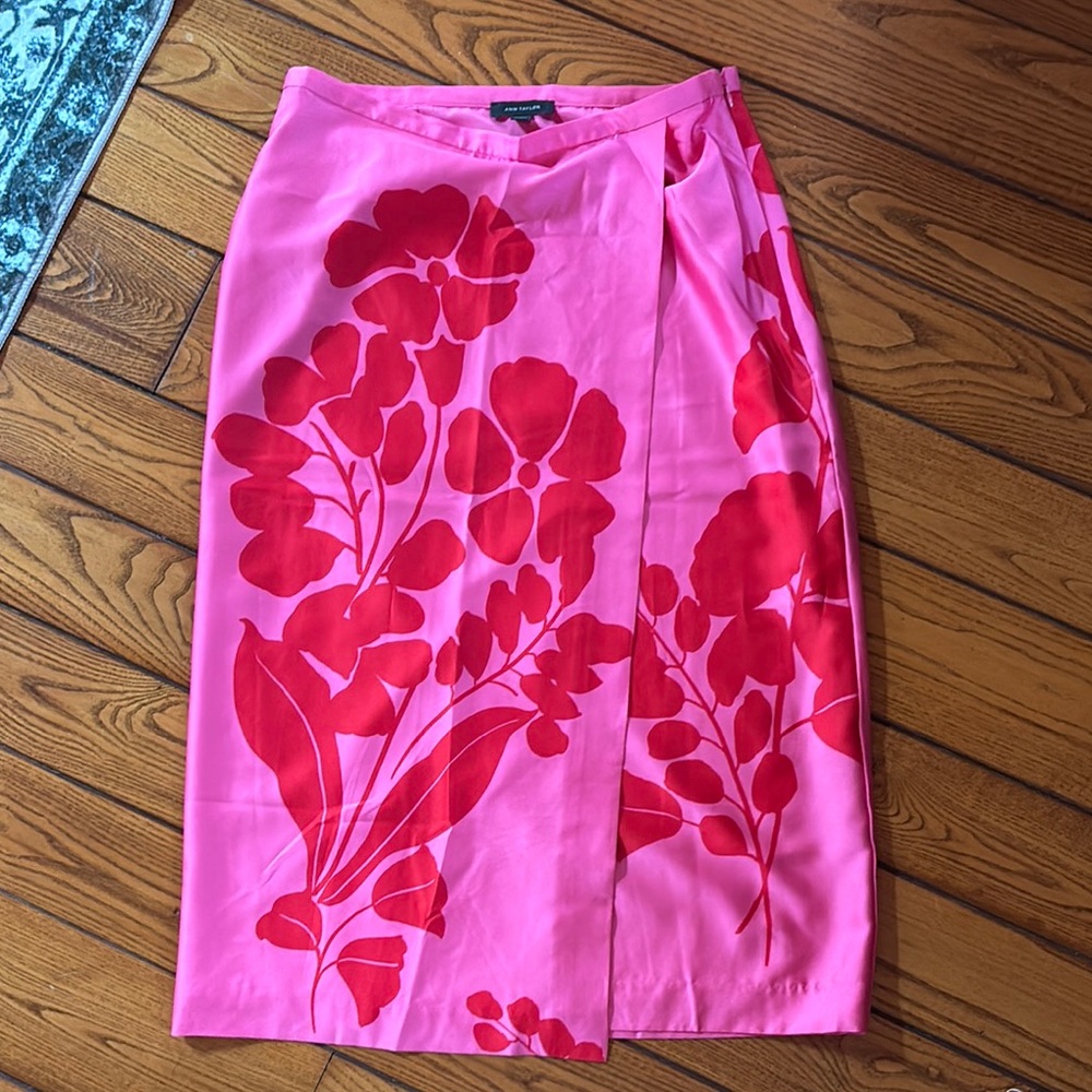 Anne Taylor Pink & Red Floral Wrap Skirt
